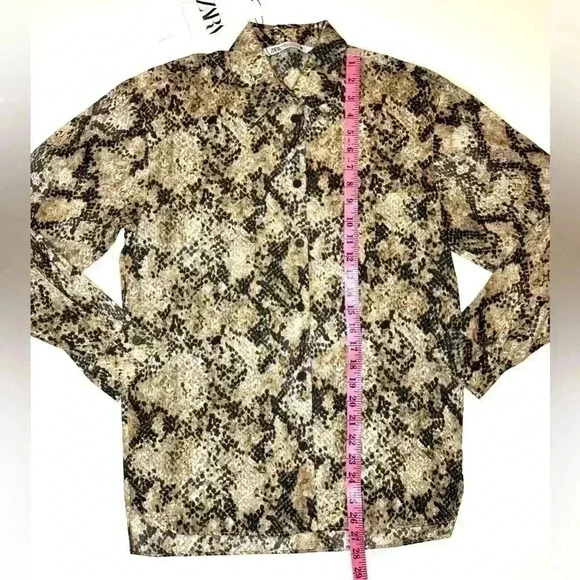 Zara Womens Animal Print Button Down Long Sleeve Shirt Size XS - Picture 6 of 9